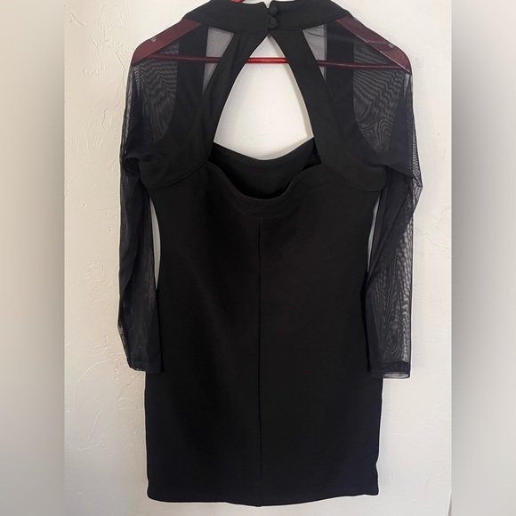 Moda Black Sleeve Contour Dress with Sheer Accents Large - Picture 3 of 6